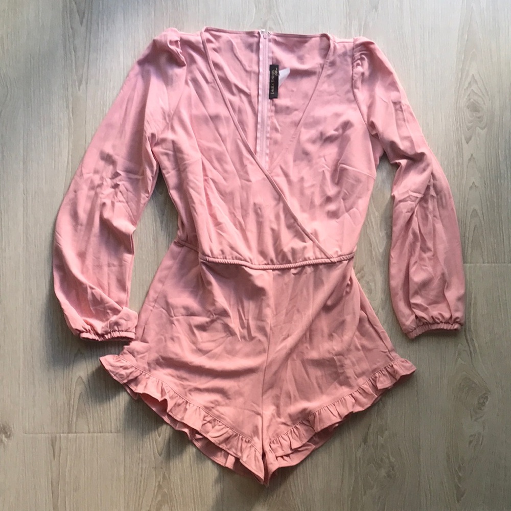 Laura Byrnes, Pink Long Sleeve Romper, size Large